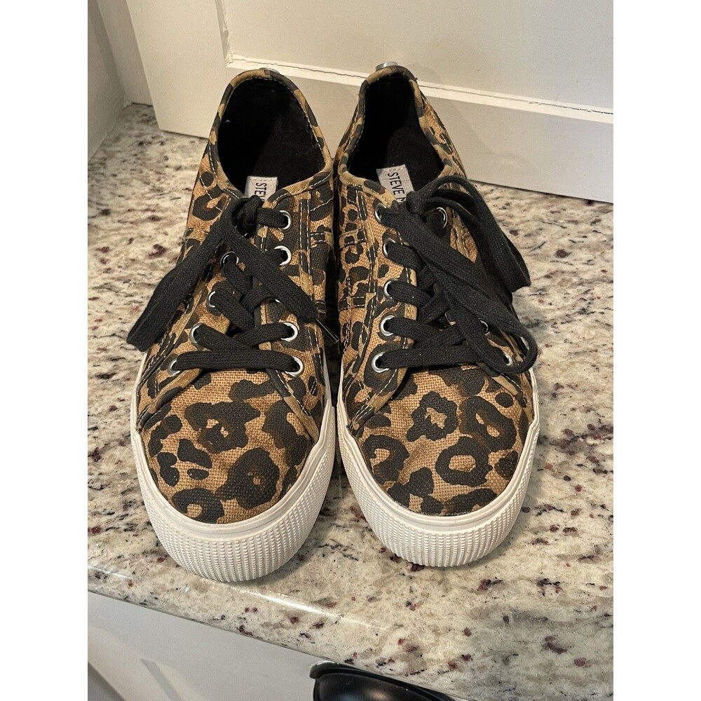Steve Madden Women's Emmi Leopard Jaguar Platform Lace Up Shoes/Sneakers 7.5 EUC